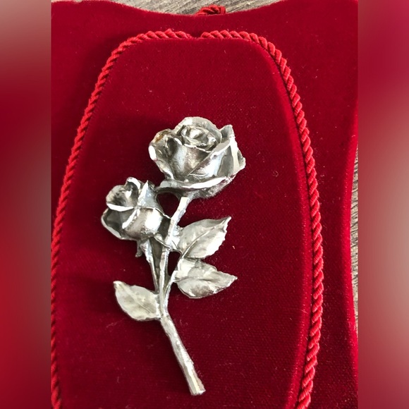 Vtg Italian Pewter Rose on Velvet Tabletop Decor - Picture 10 of 12